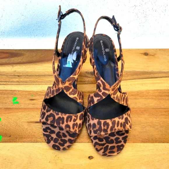 Bandolino Women's Strappy Tamar Sandal Size 5.5 M - Picture 4 of 16